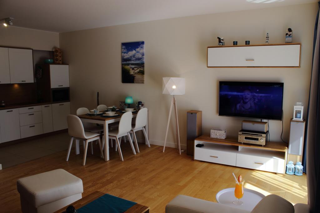 Apartament Flotylla Miedzyzdroje 60 M2 Esterno foto
